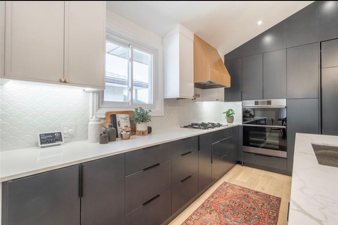 Project Trendy Contemporary Kitchen Design